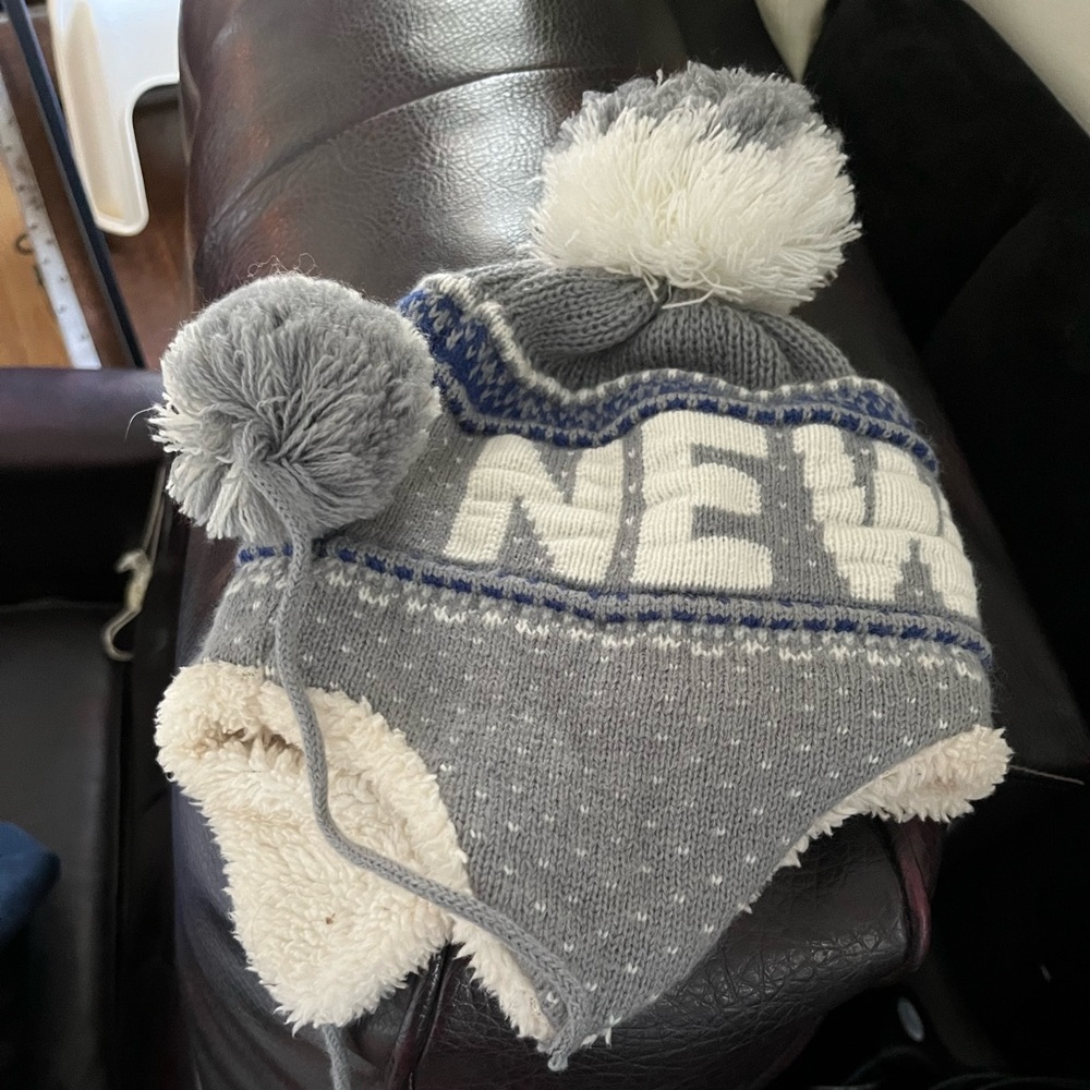 New York knitted wool cap